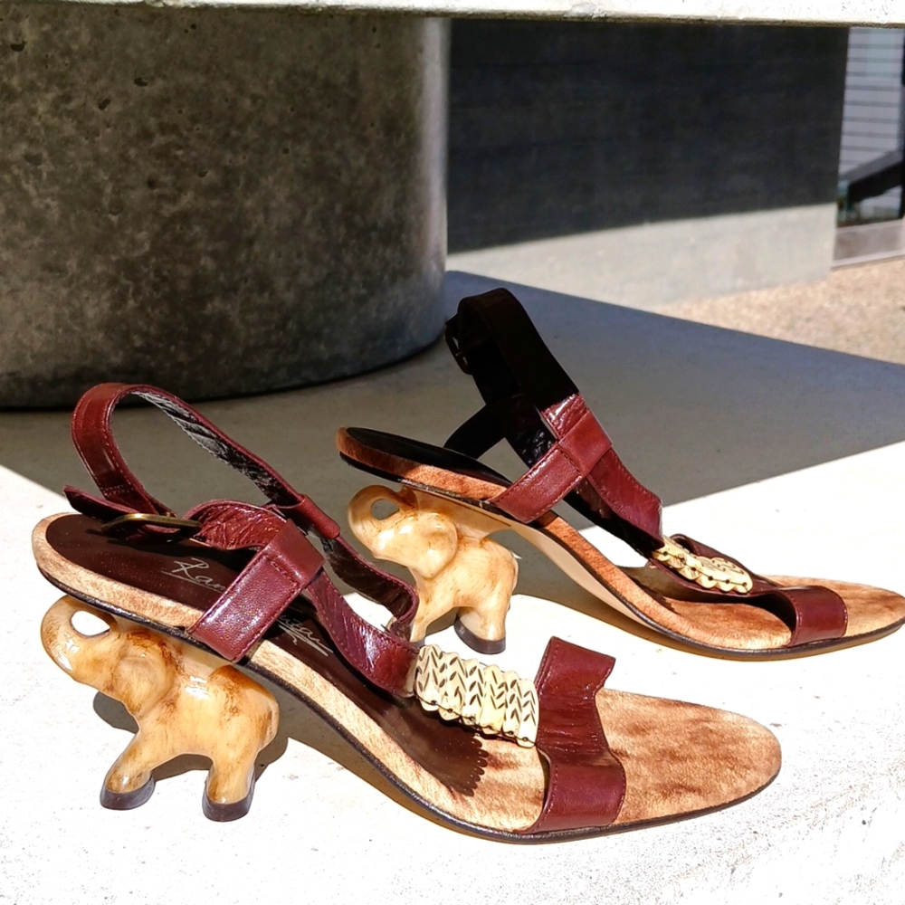 RAMON TENZA ,Size37 shoes Size  Made in Spain, Leather ,bone , handmade ,0\p 690